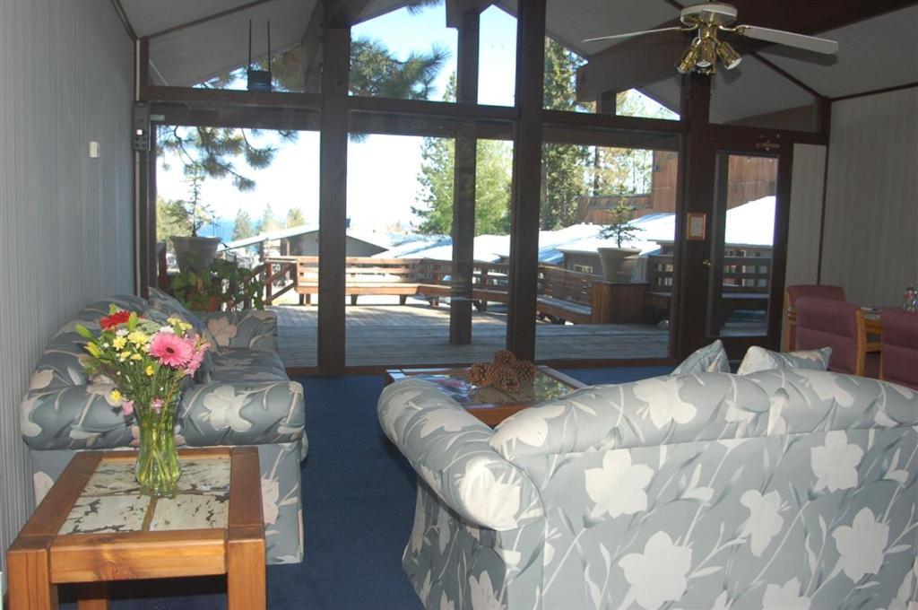 Aviva Inn Tahoe City Exterior photo